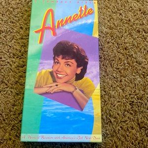 Vintage Annette Funicello A musical Reunion 2 CDs and book vintage from 1993